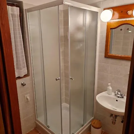 Apartment Vesna With Terrace Baska (Krk)